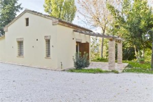 Villa Funari Country House voted  best hotel in Servigliano