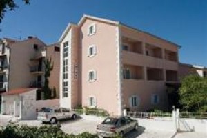 Villa Midea voted  best hotel in Supetar