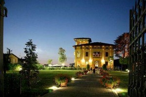 Villa Moorings Hotel voted  best hotel in Barga