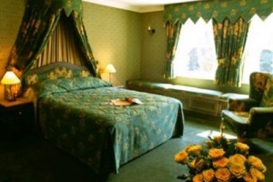 Villiers Hotel voted  best hotel in Buckingham