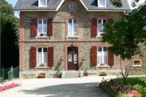 Vue de la Rance voted  best hotel in Saint-Samson-sur-Rance
