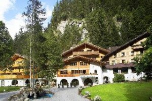 Waldhotel Doldenhorn voted 9th best hotel in Kandersteg