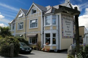 Wellington House voted 5th best hotel in Falmouth