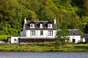 West Loch Hotel voted 4th best hotel in Tarbert