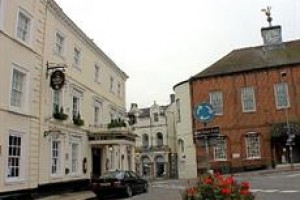 White Hart Hotel Buckingham Image