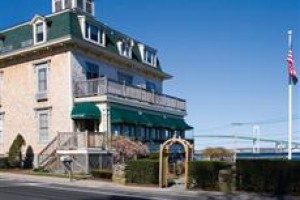 Wyndham Bay Voyage Inn voted  best hotel in Jamestown 