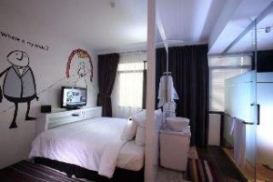 Zoom Inn Boutique Hotel Image